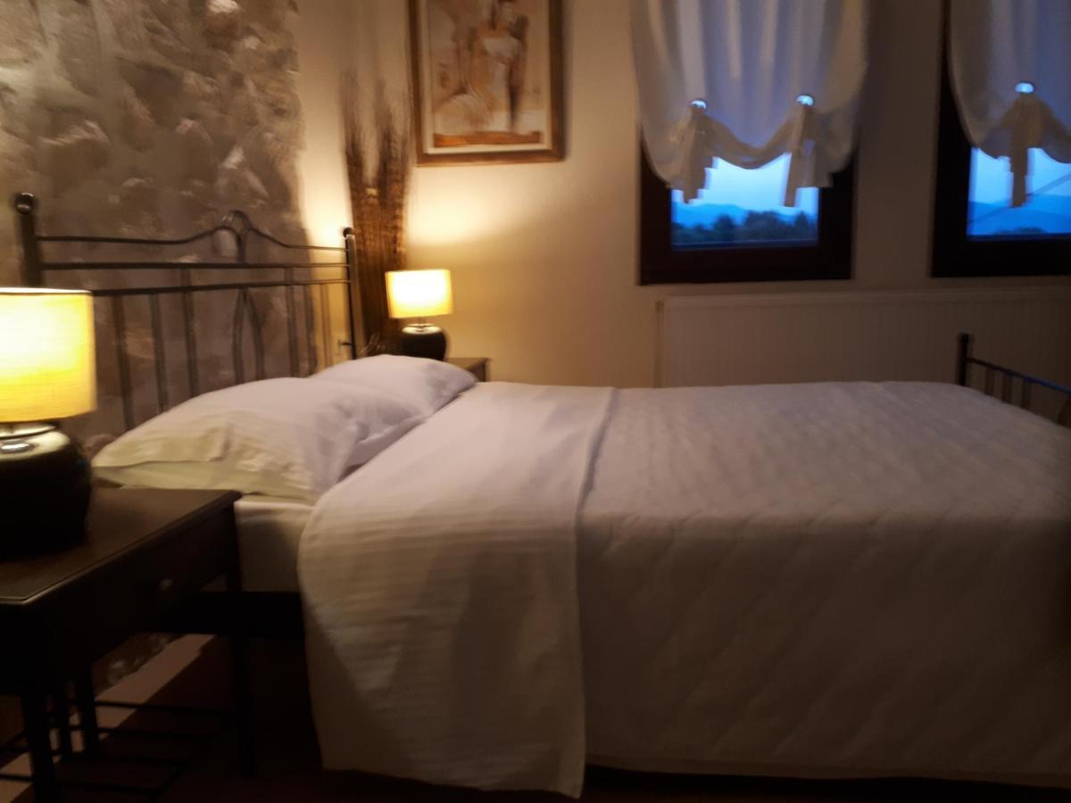 Villa Del Lago Boutique Hotel カストリア エクステリア 写真